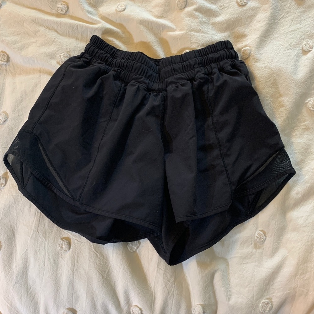 lululemon size 4 long shorts